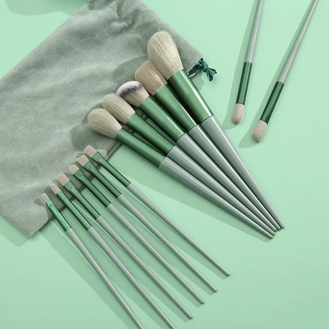 Kit com 13 Pincéis de Maquiagem