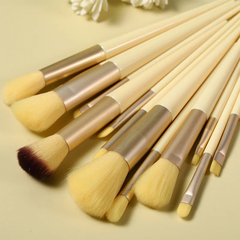 Kit com 13 Pincéis de Maquiagem