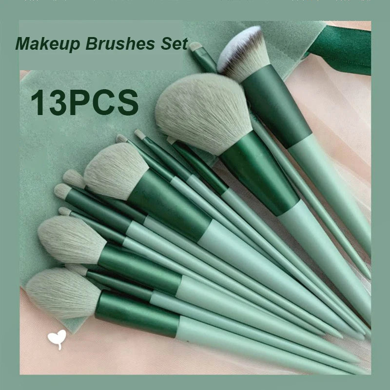 Kit com 13 Pincéis de Maquiagem
