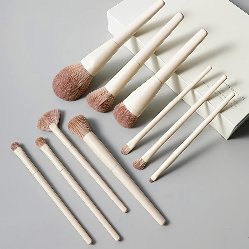 Kit com 13 Pincéis de Maquiagem